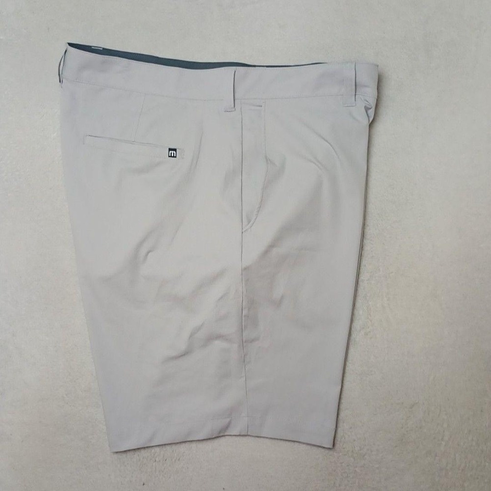 Travis Mathew Shorts Mens 40 Gray 9" Golf Chino Wanderlust Stretch Pockets Work